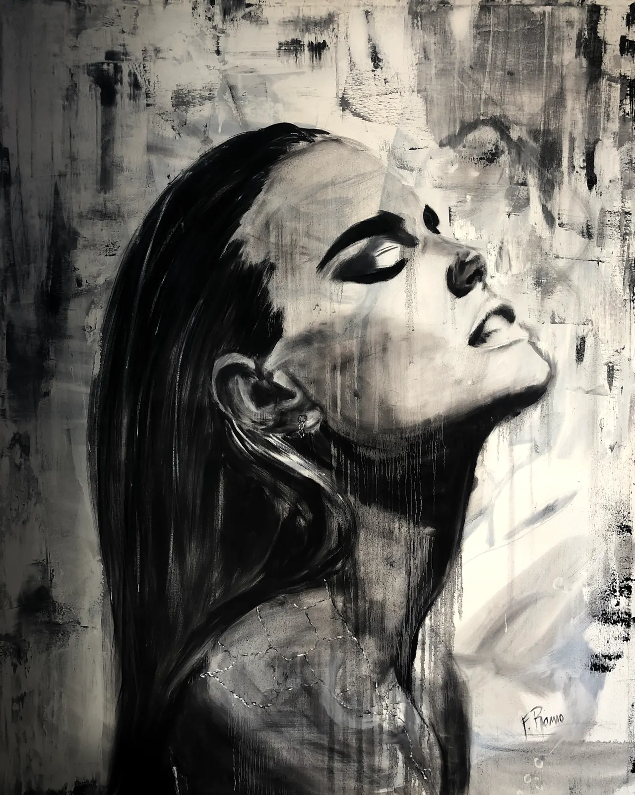 autorretrato de fernanda romão: rosto de mulher voltado para cima, olhos fechados, pintura em preto e branco